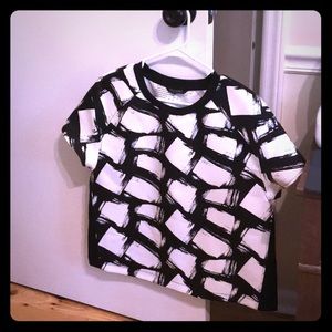 Artistic blocks short sleeve top